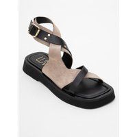 Minimalistische Riemchensandalen aus Leder