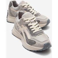 Moderne Multi-Material Kontrast-Sneaker