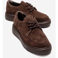 Minimalistische Wildleder-Schnürsneaker