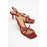 Riemchensandalen mit eckiger Zehenpartie