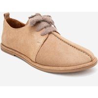 Minimalistische Wildleder-Schnürschuhe
