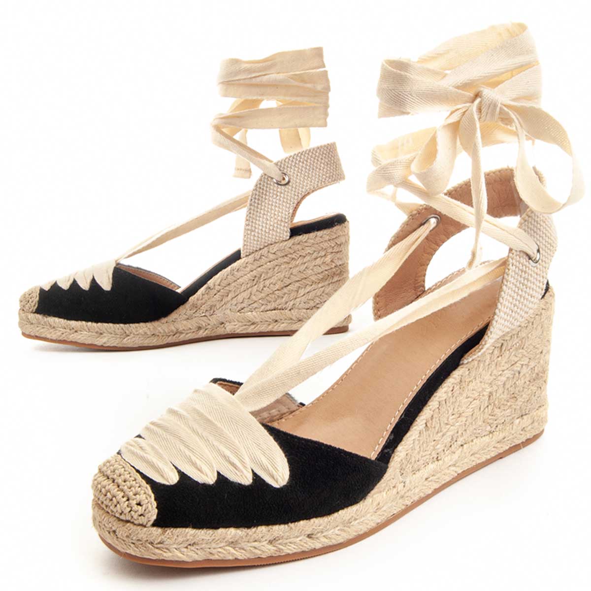 Keil-Espadrilles mit Knöchelschnürung