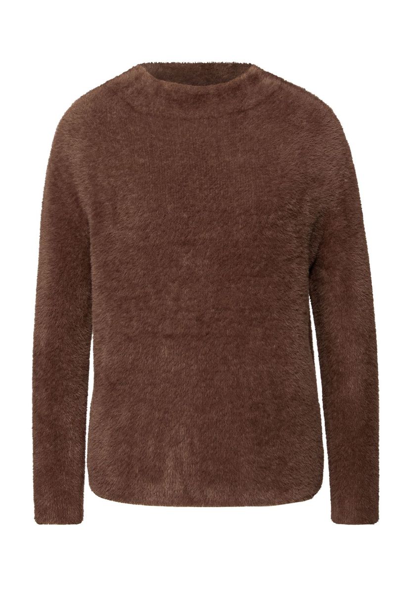 Kuscheliger Pullover aus Federgarn mit Stehkragen