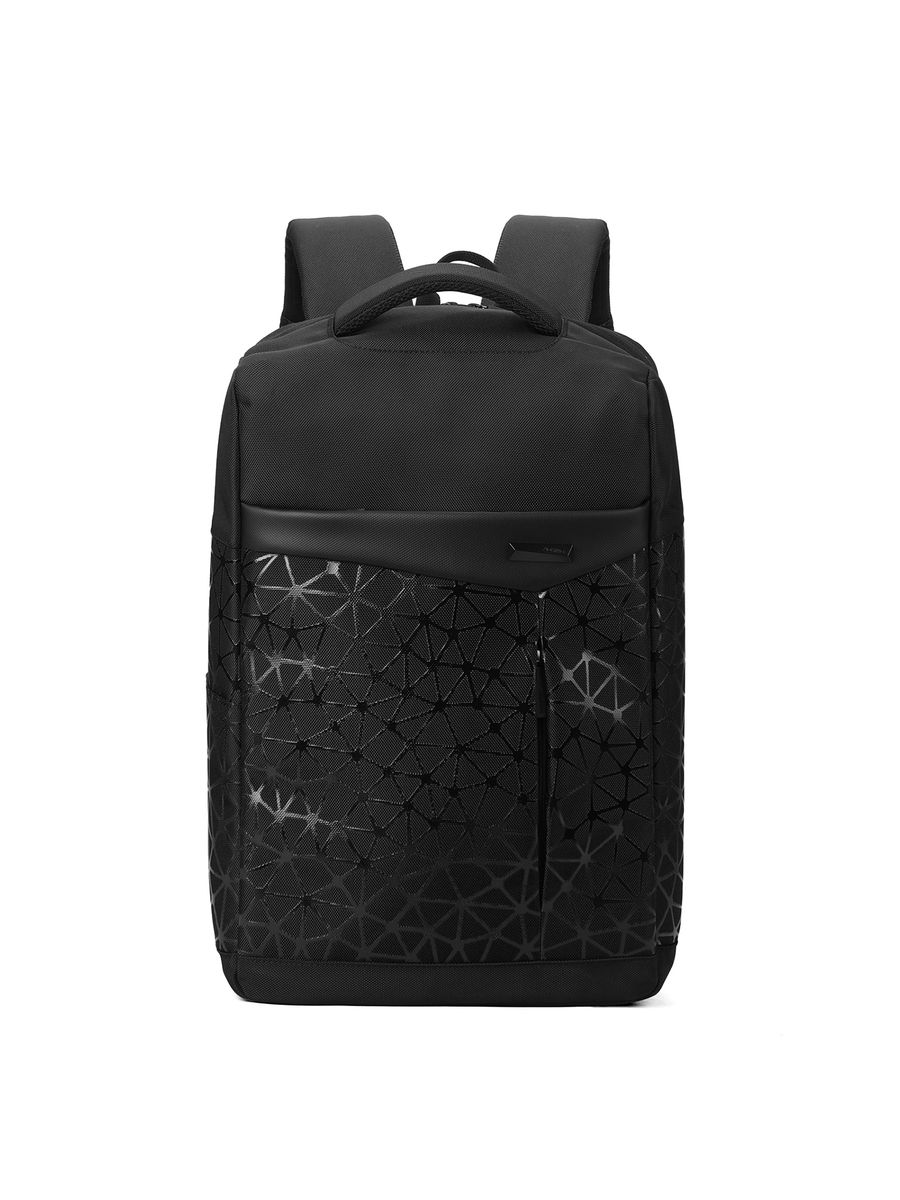 Moderner Rucksack mit geometrischem Muster