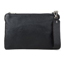 Minimalistische Handgelenktasche aus genarbtem Leder