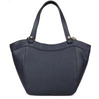 Strukturierte Schultertasche aus genarbtem Leder