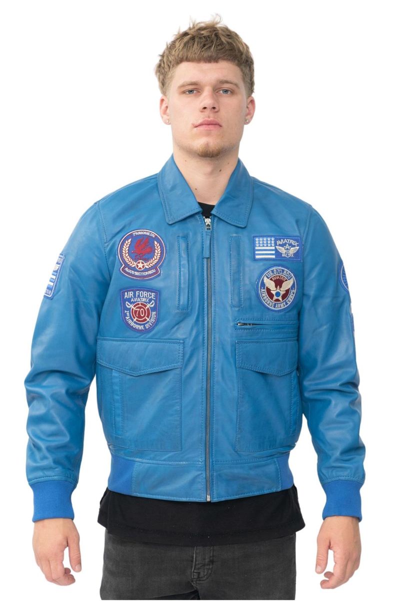 Fliegerjacke aus Leder mit Abzeichen