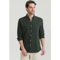 Minimalistisches Langarm-Button-Down-Hemd