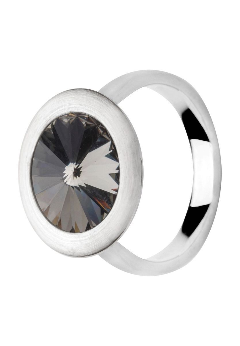 Silberring mit schwarzem Kristallakzent