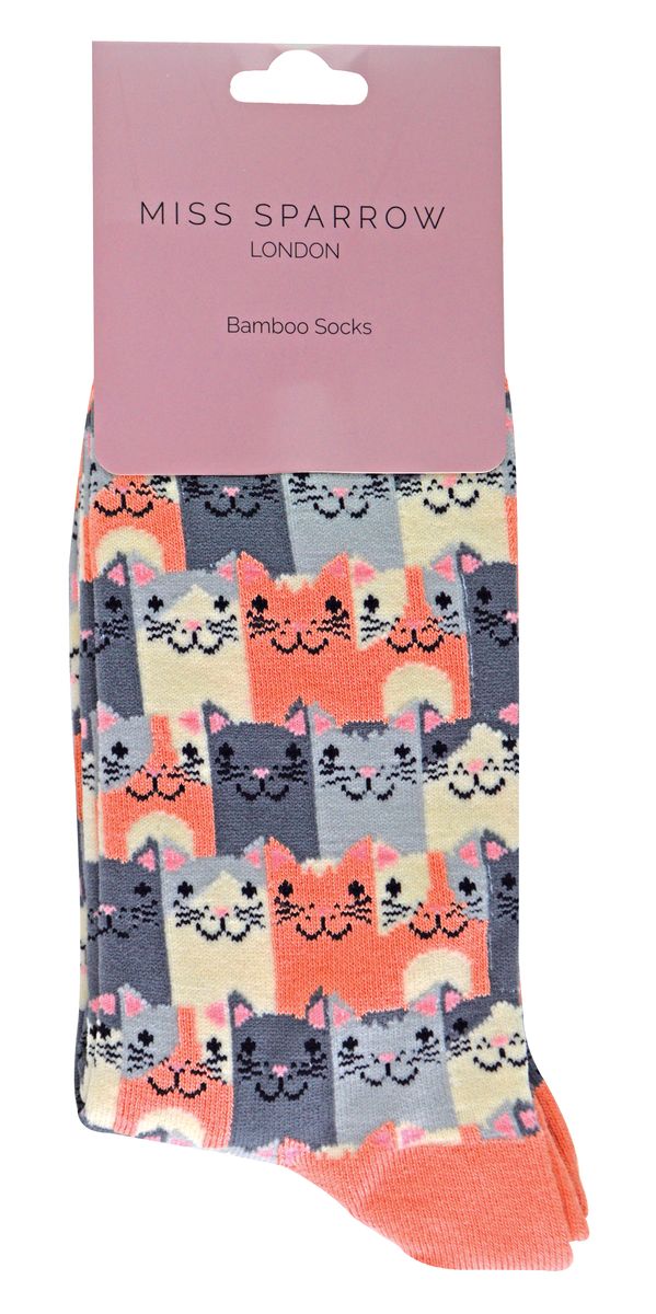 Verspielte Katzen-Bambussocken mit Print