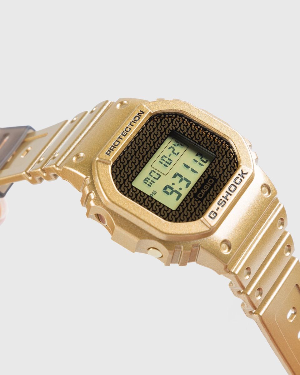 Digitaluhr mit wechselbaren Armbändern