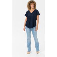V-Ausschnitt T-Shirt mit Lochmuster