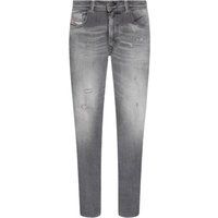 Sleenker Slim-Fit Denim-Jeans mit Destroyed-Effekt