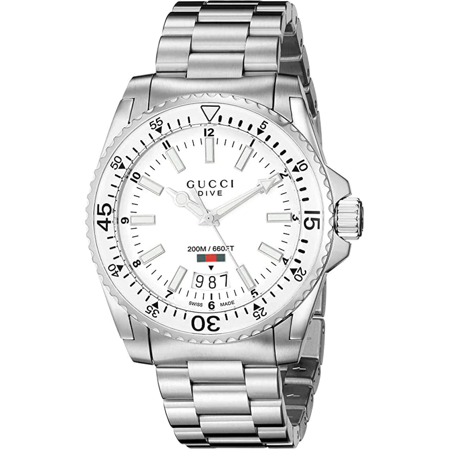 Moderne Armbanduhr mit Sonnenschliff