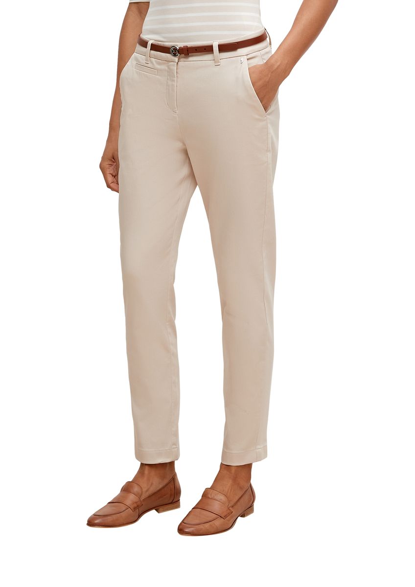 Schmal geschnittene 7/8 Chinohose