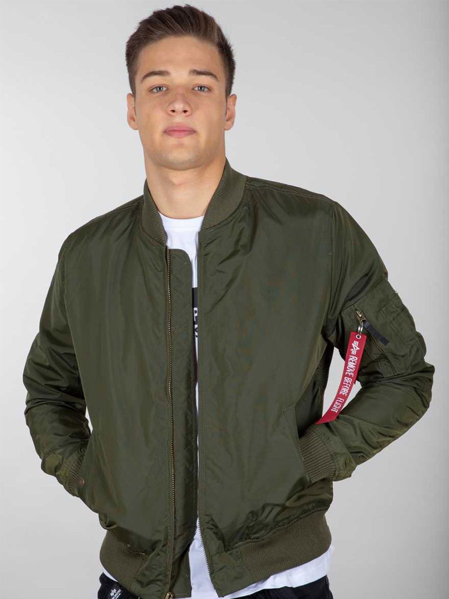 Schmal geschnittene MA-1 Fliegerjacke