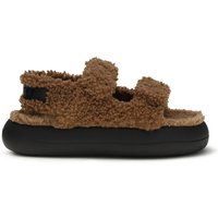 Teddyfell-Sandalen mit Doppelriemen