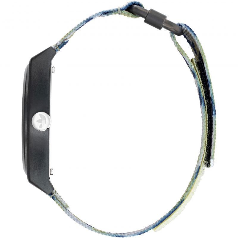 Sportliche Analoguhr mit Camo-Armband