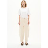 High-Waisted Jeans mit gebogenem Bein