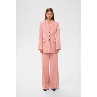 Taillierter Blazer mit drei Knöpfen