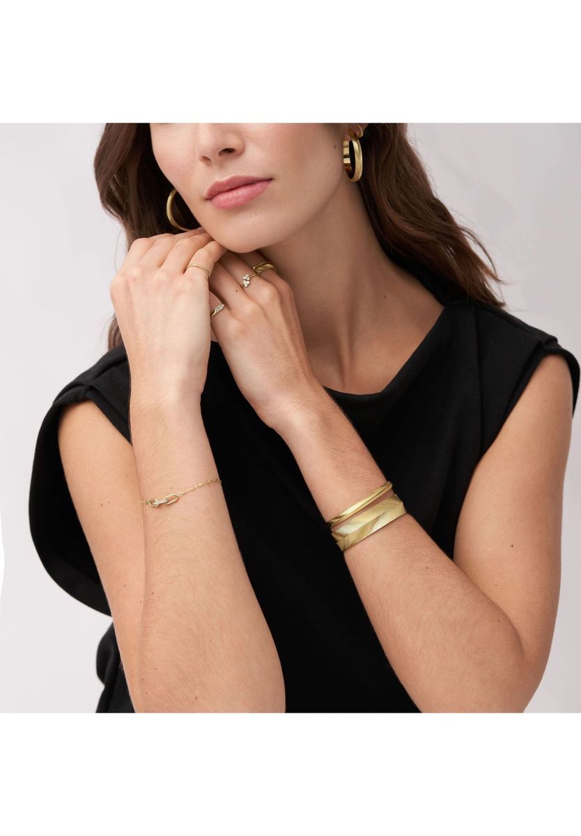 Zierliches goldfarbenes Edelstahl-Gliederarmband