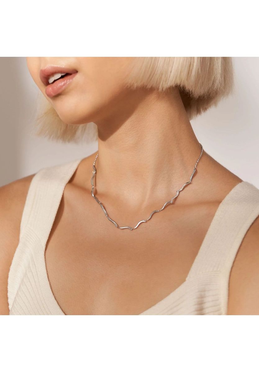 Silberne Edelstahl-Halskette mit Wellen