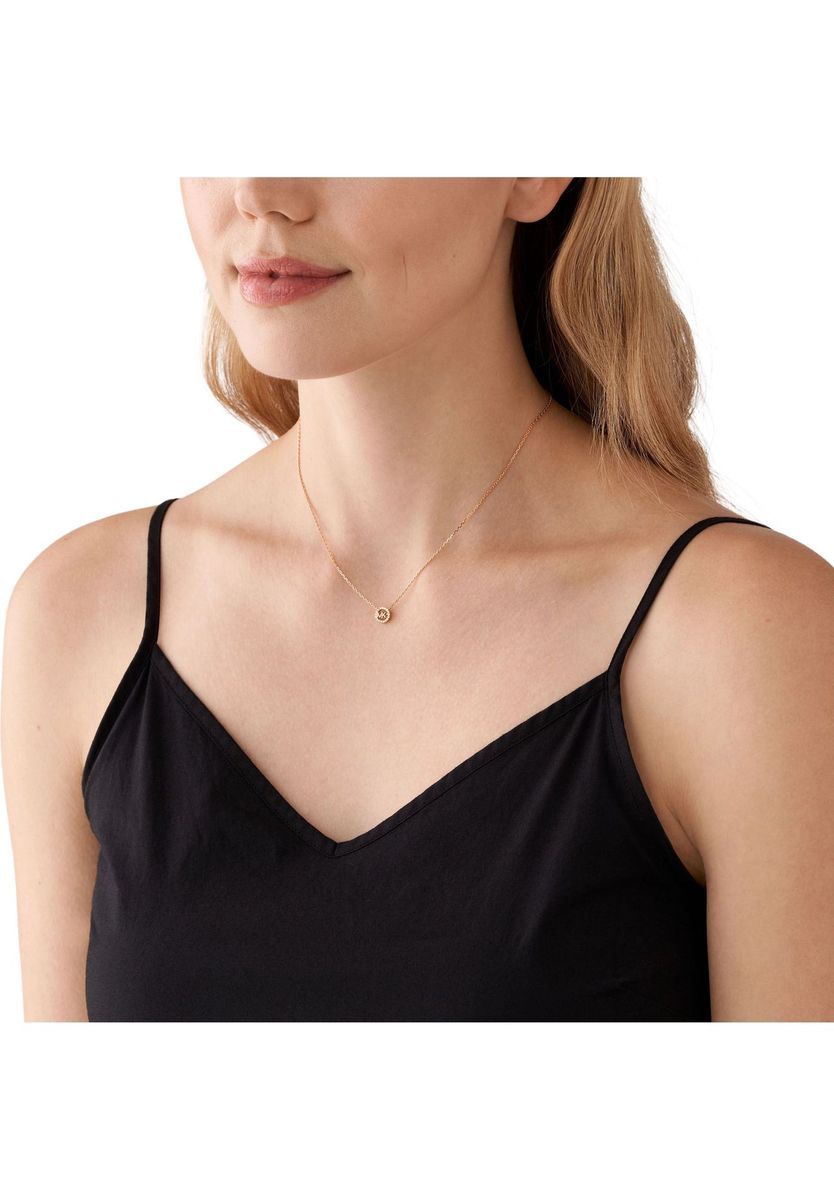 Zarte Halskette mit kreisförmigem Anhänger