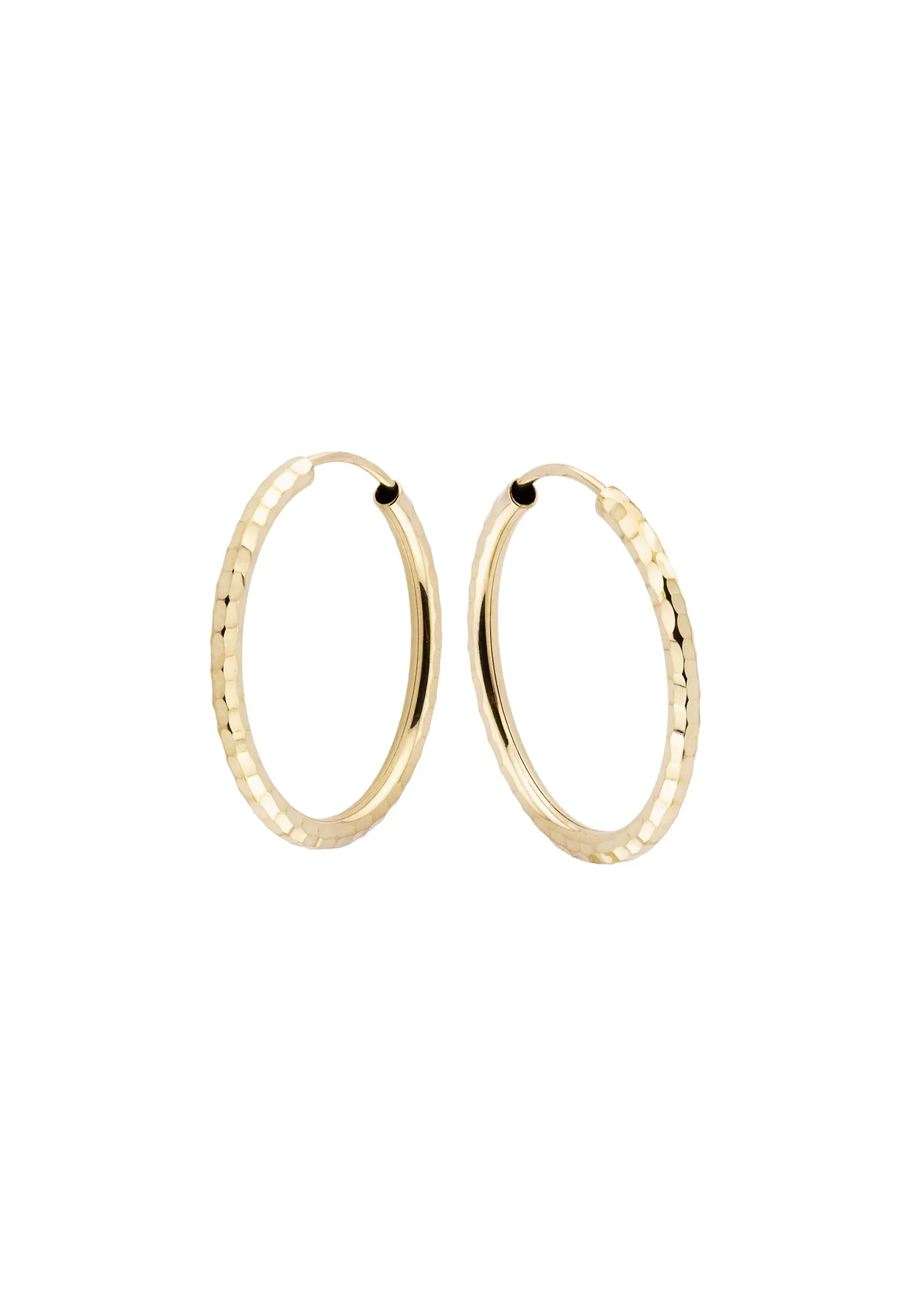 Gold-Creolen mit Hammerschlag-Optik