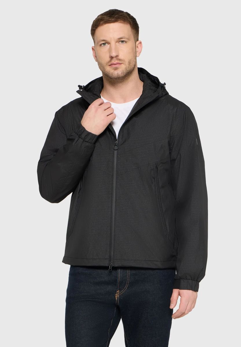 Leichter technischer Windbreaker mit Kapuze