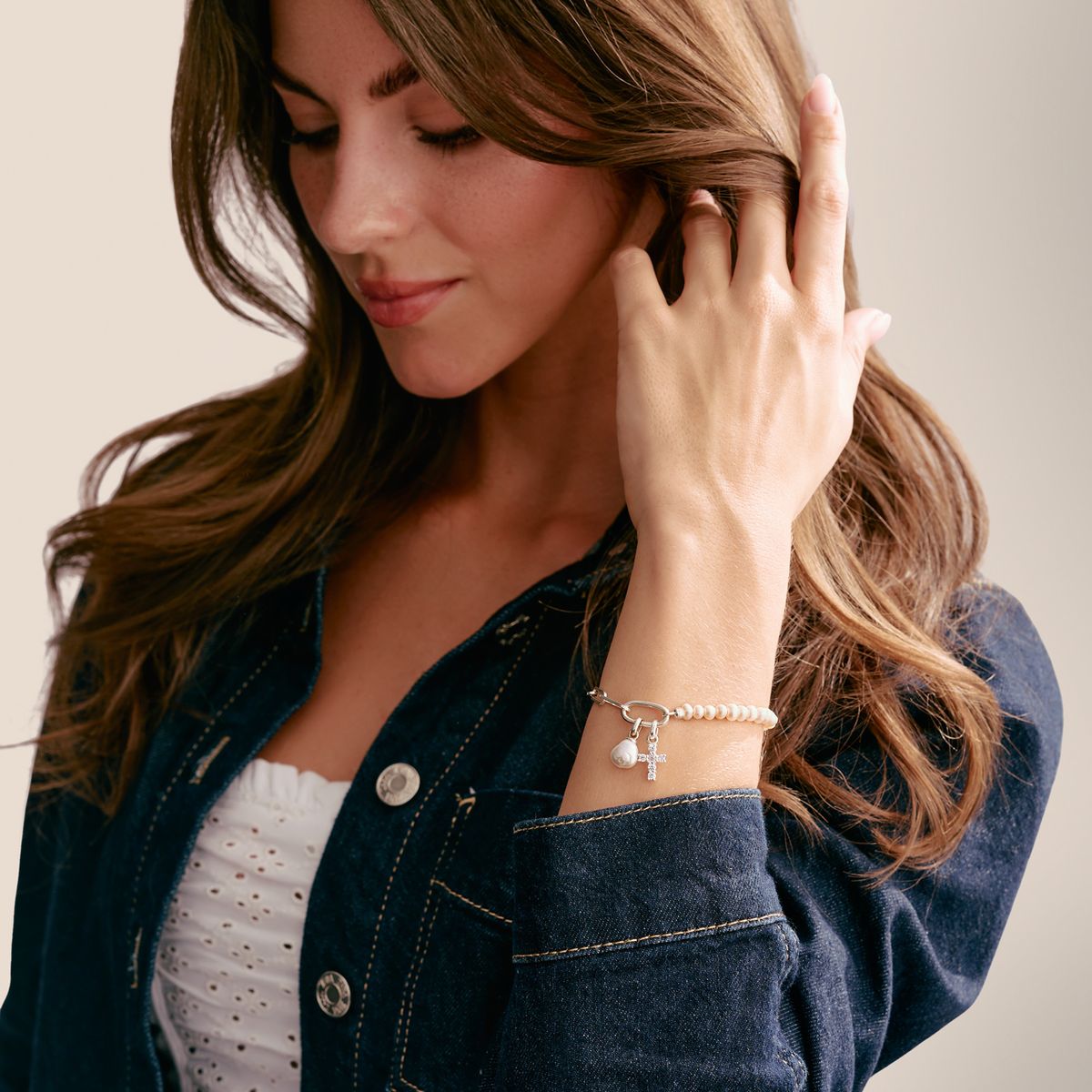 Perlenarmband mit Paperclip-Gliedern