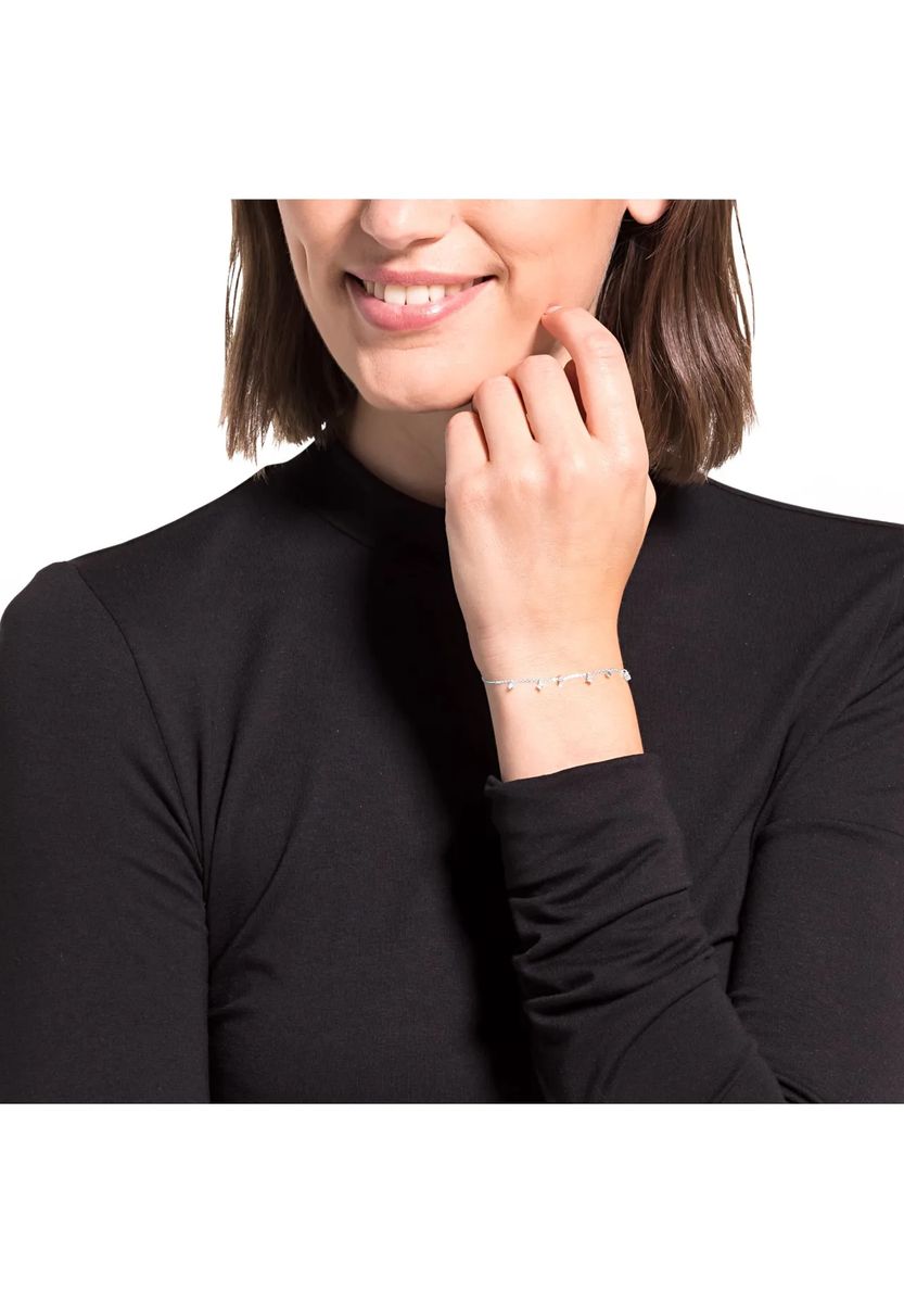 Filigranes Armband mit funkelnden Anhängern