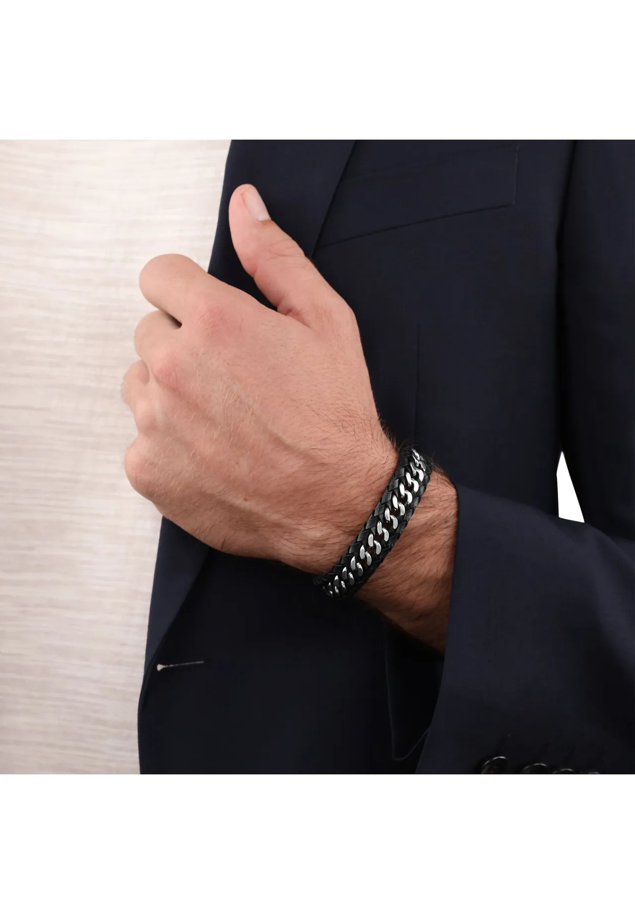 Geflochtenes Lederarmband mit Panzerkette