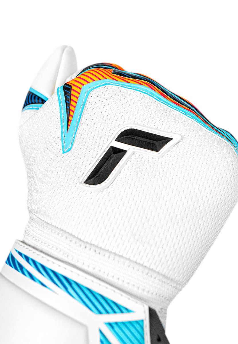 Attrakt Advance Torwarthandschuhe
