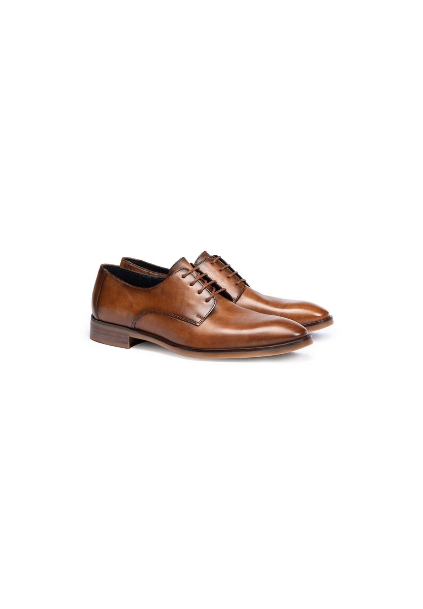 Klassischer Leder-Schnürschuh im Derby-Stil