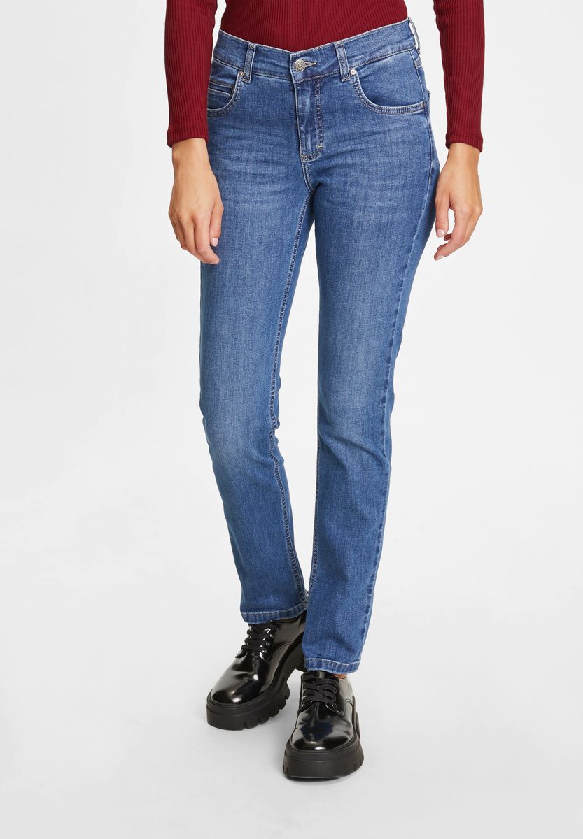 Cici Straight Leg Stretch-Denim