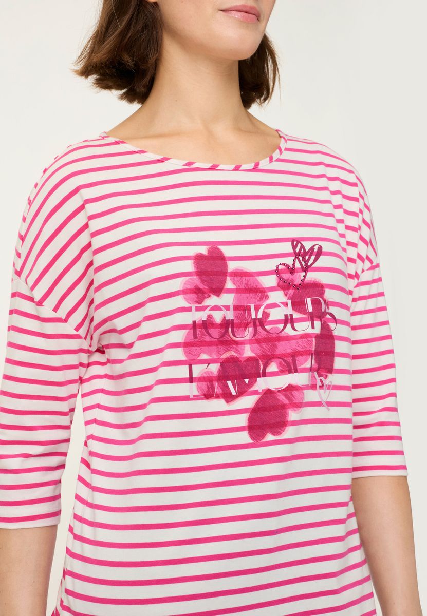Gestreiftes Shirt mit Herzmotiv