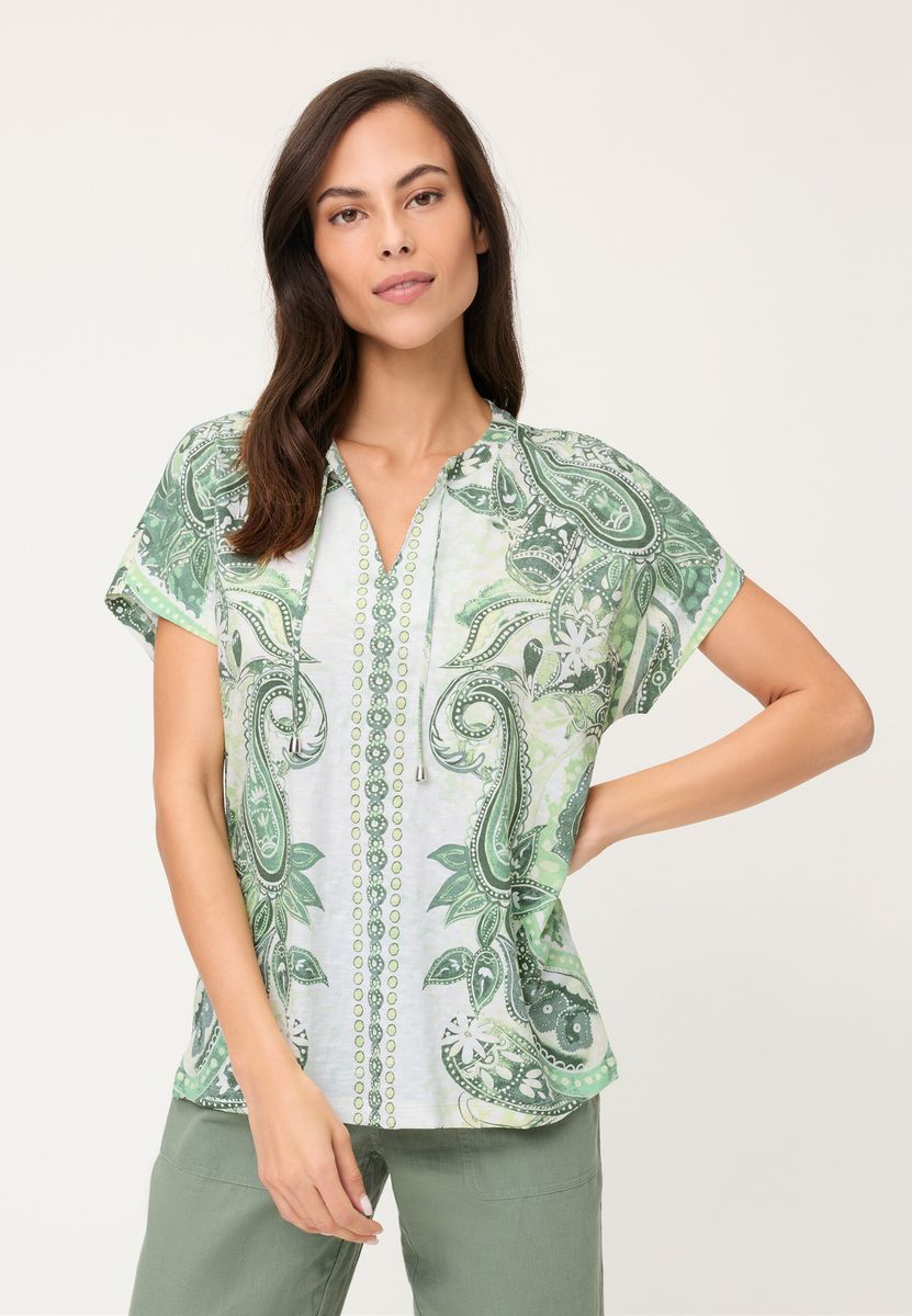 Paisley-Bluse mit Tunika-Ausschnitt