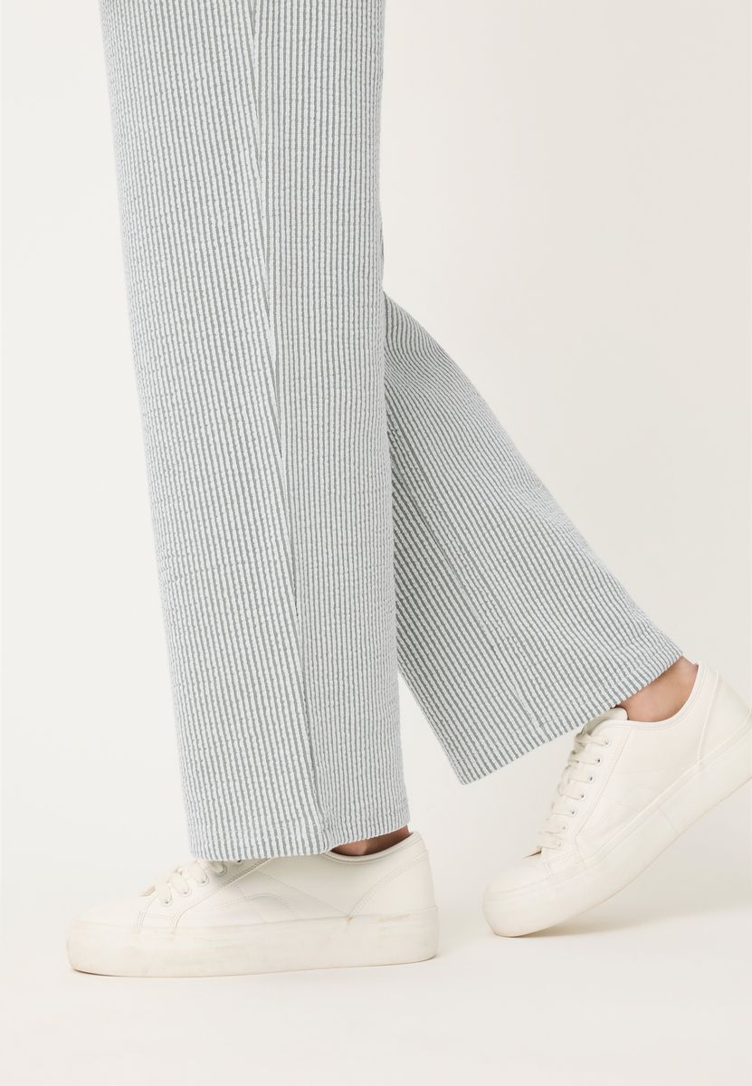 Gestreifte Weitbein-Hose mit Gummibund