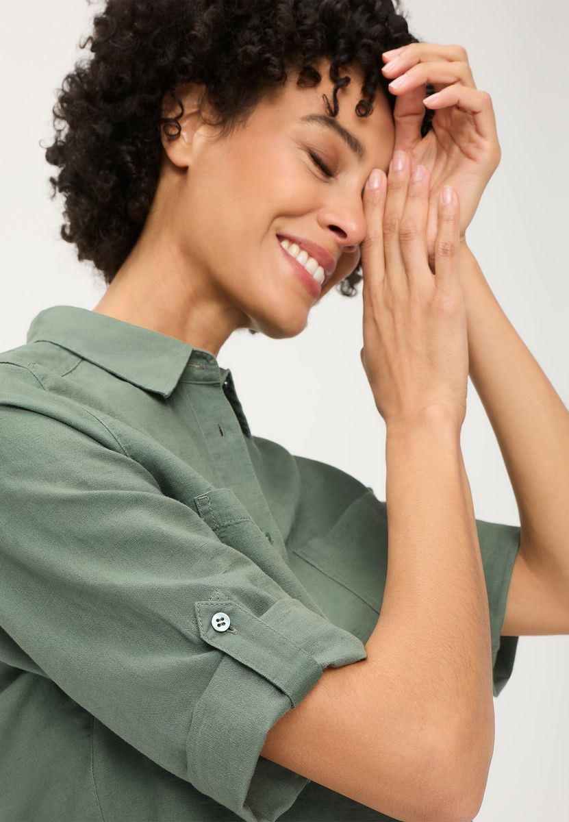 Leinen-Bluse im Utility-Stil