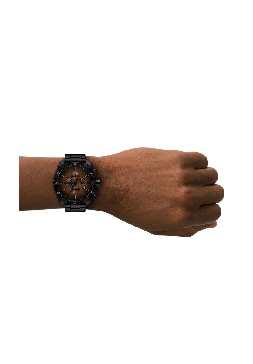 Chronograph mit Spikes aus Edelstahl