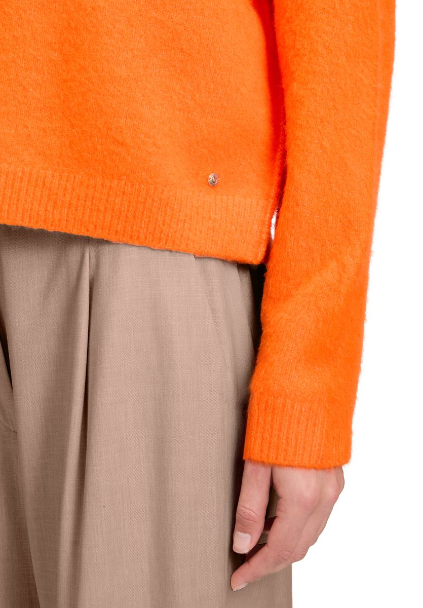 Oversize-Feinstrickpullover mit Rundhalsausschnitt
