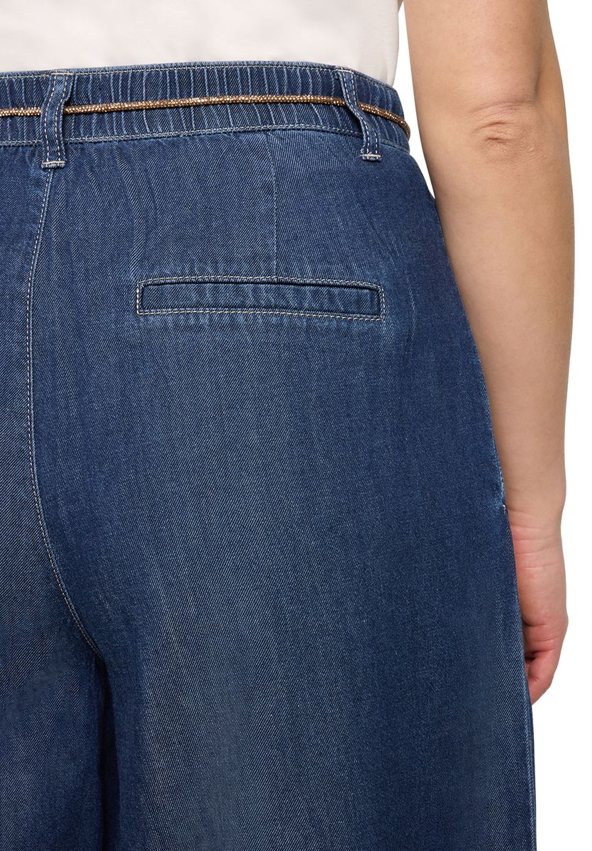 Locker geschnittene Denim-Bermuda mit Bundfalten