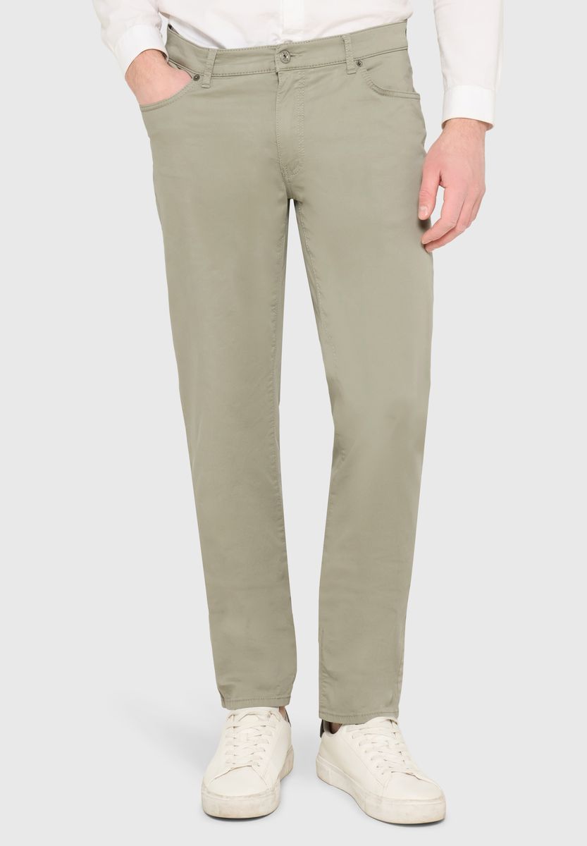 Cadiz Five-Pocket Straight Chino