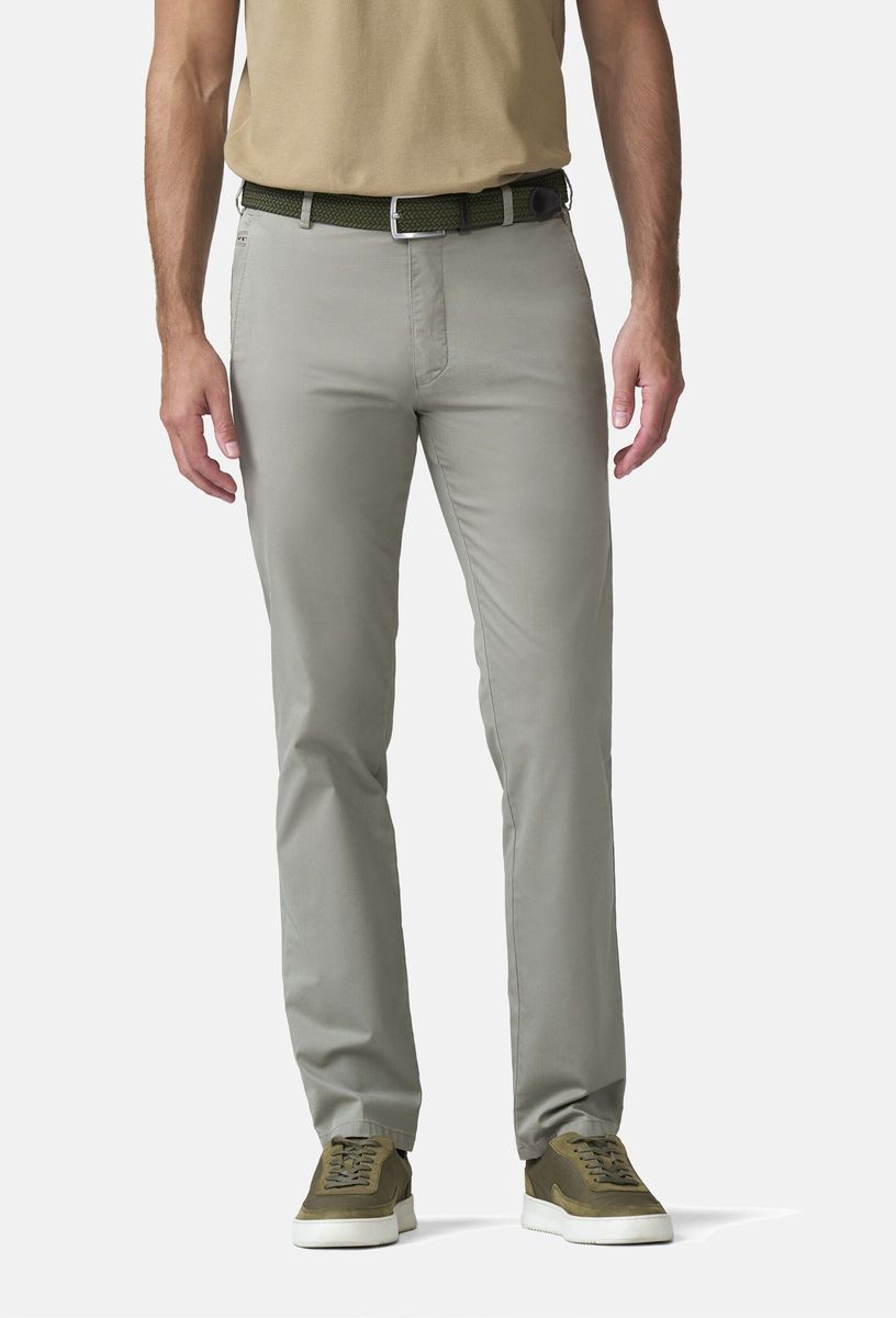 Modern-Fit Chinos mit Micro-Print