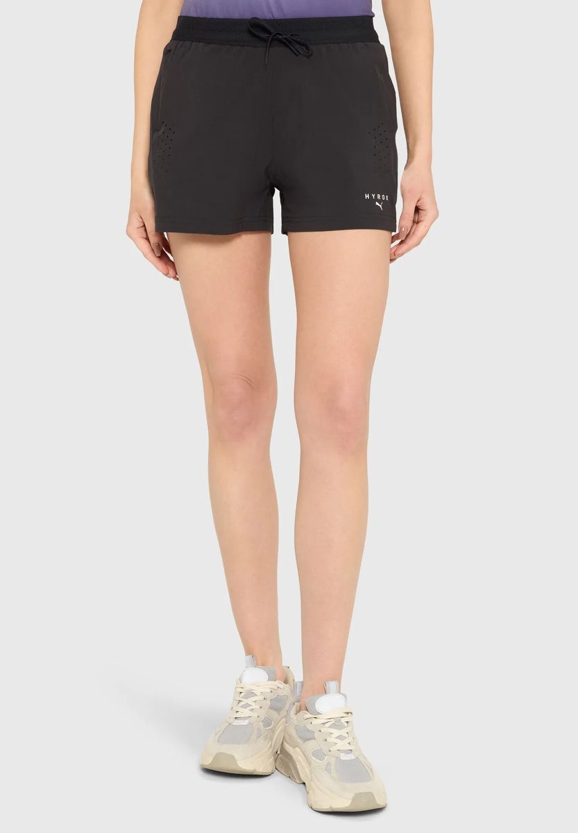 Performance-Shorts mit perforierten Einsätzen