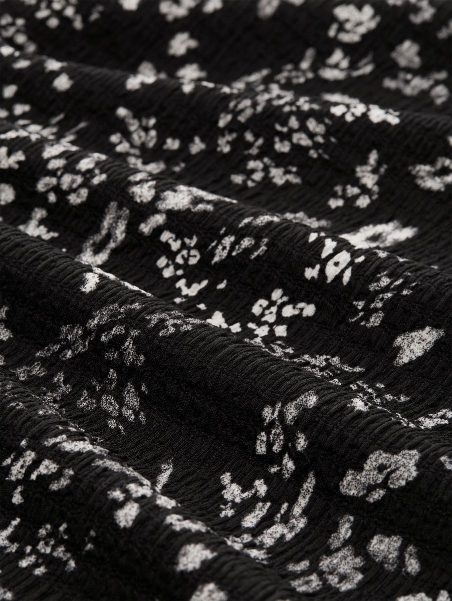 Floral-Top mit Crinkle-Optik
