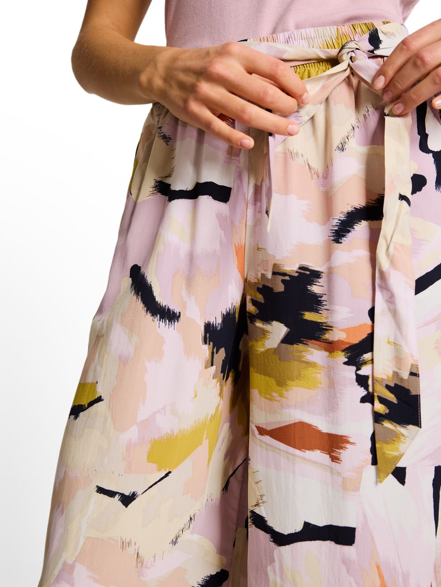 Weite Hose mit abstraktem Print