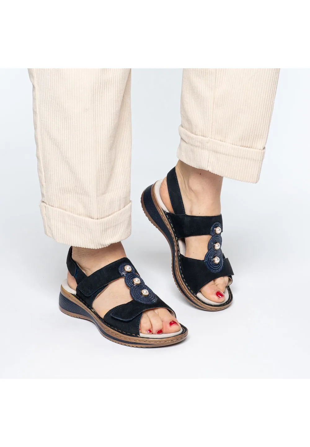 Komfortsandalen mit Perlenverzierung
