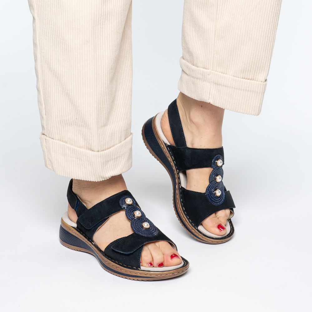 Komfortsandalen mit Perlenverzierung