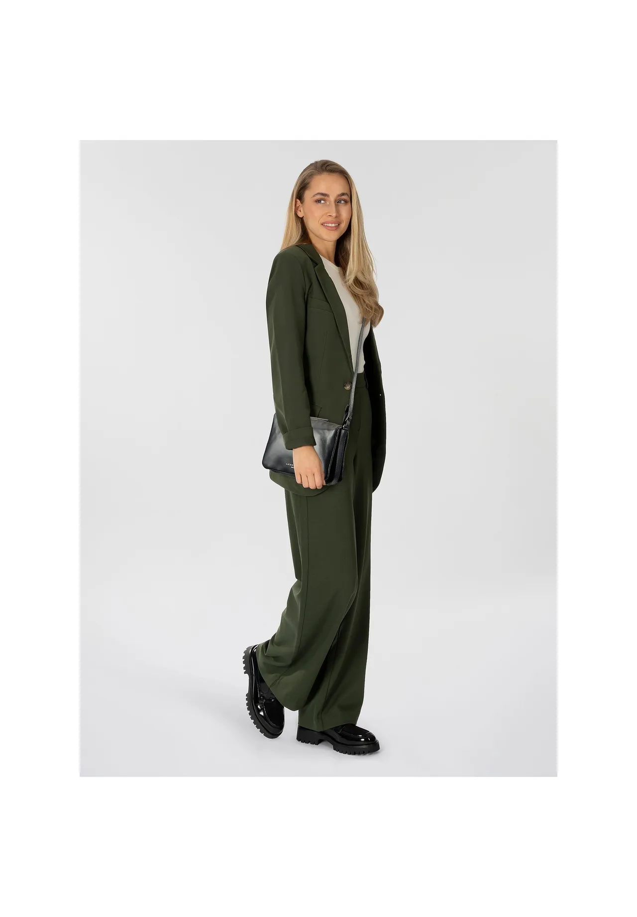 Nina Umhängetasche aus Leder